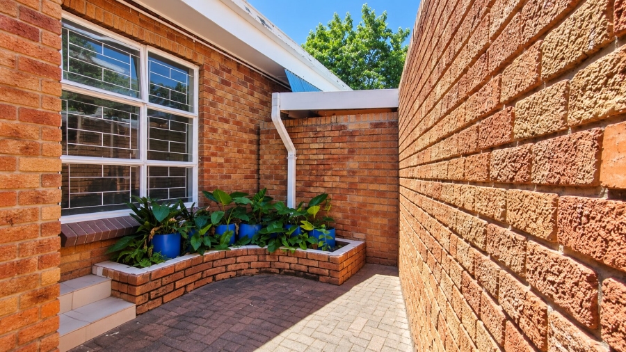 2 Bedroom Property for Sale in Navalsig Free State